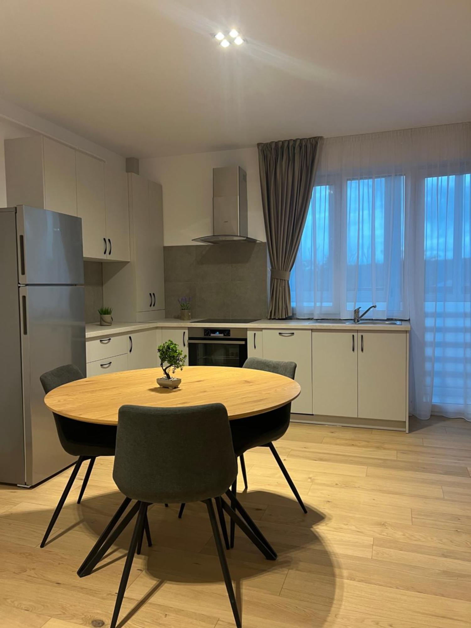 Luxury Sunny Near Center Suceava