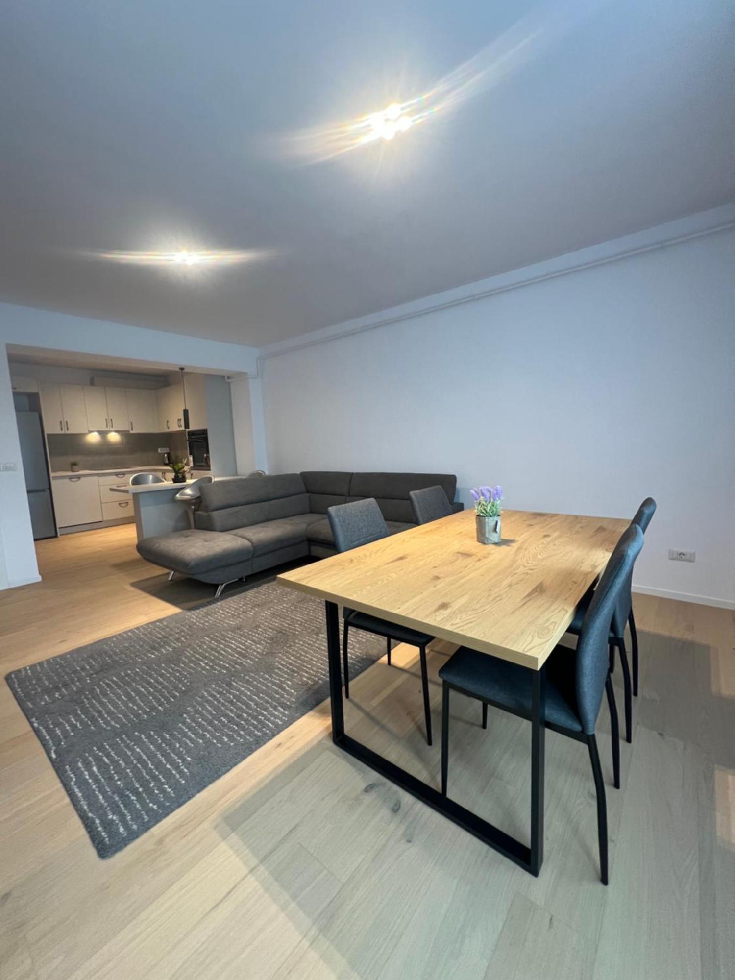 Luxury Sunny Near Center Appartement *